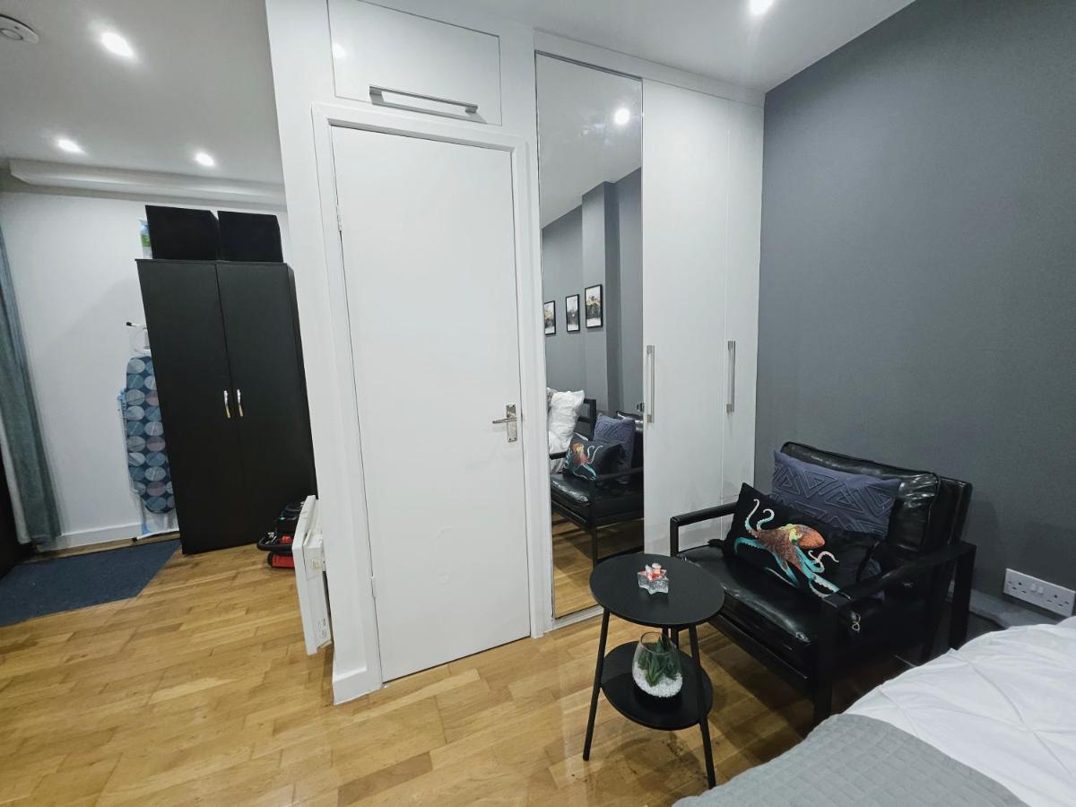 Gdy0 - The Green Dragon Apartment Londra Exterior foto